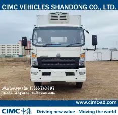 HOWO Sinotruk Diesel 4x2 Refrigerator Truck Manual Transmission Euro 2 Emission for Transporting Ice Cream Food Medicine
